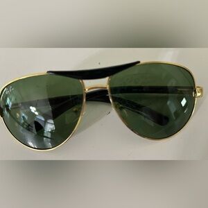 Ray-Ban Gold Frame Aviator Sunglasses with Green Lenses